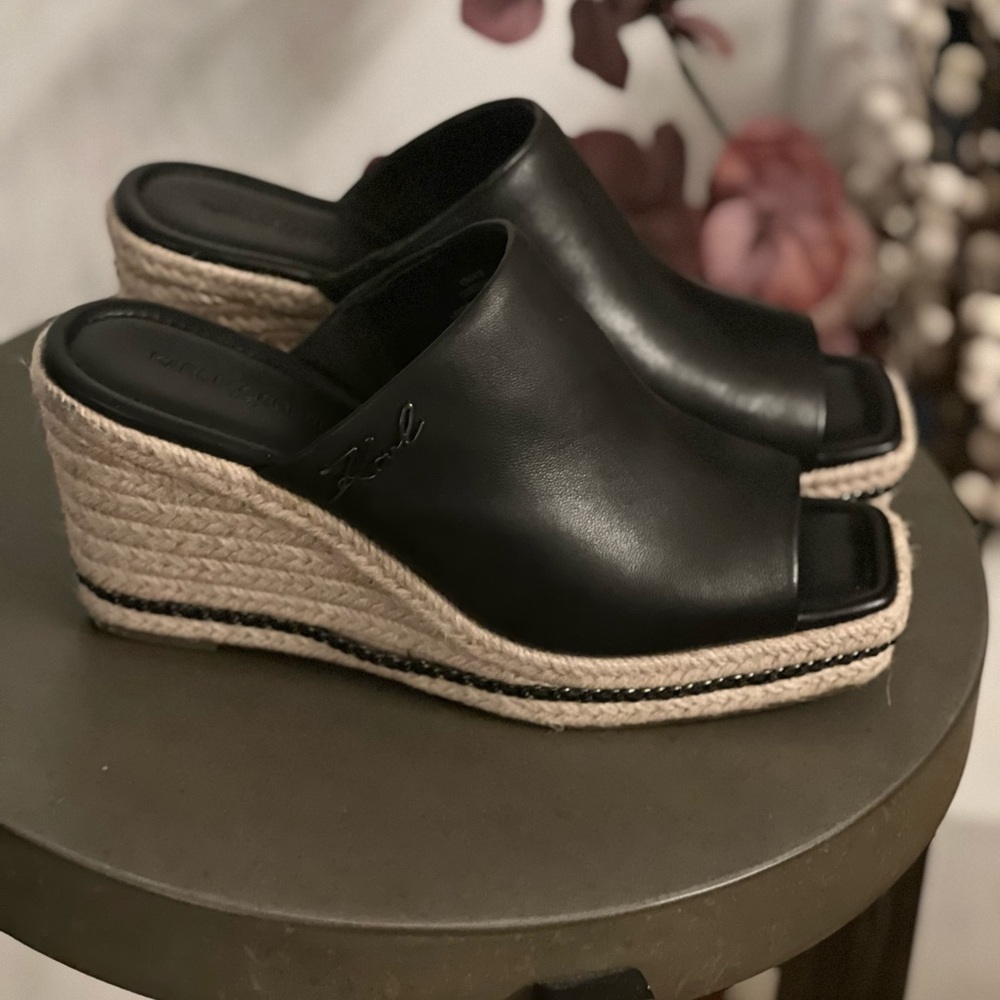 Karl Lagerfeld Elegant Black Women's Mules - Picture 2 of 5